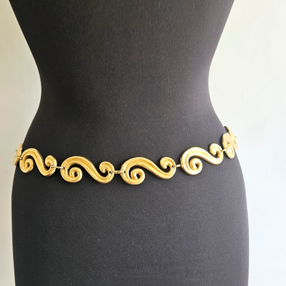 Vtg Rare Escada scroll link heavy Chunky chain belt Made In Spain Luxury FIRM - Picture 9 of 9